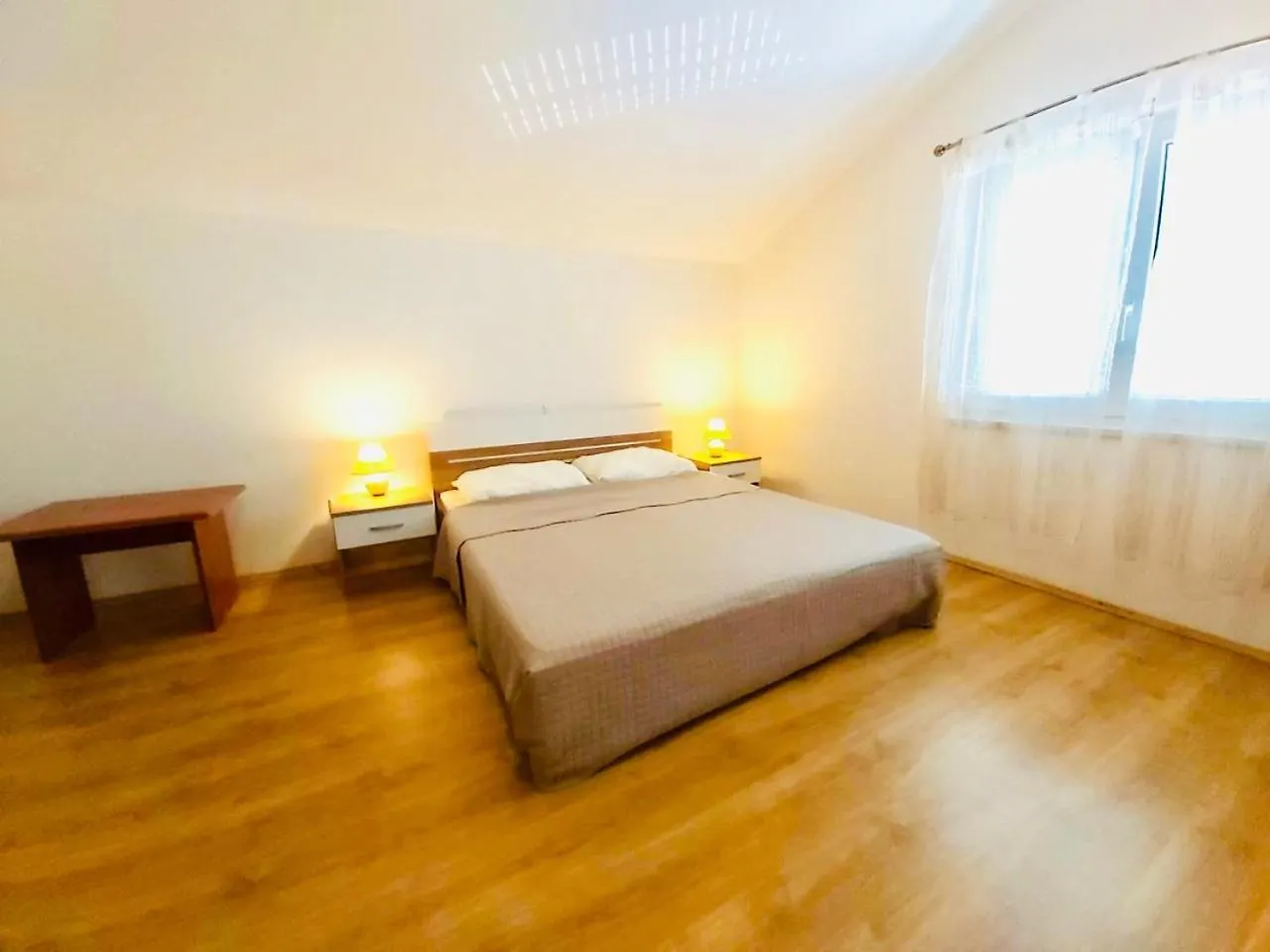 Konukevi Rooms Viskic Rab Town