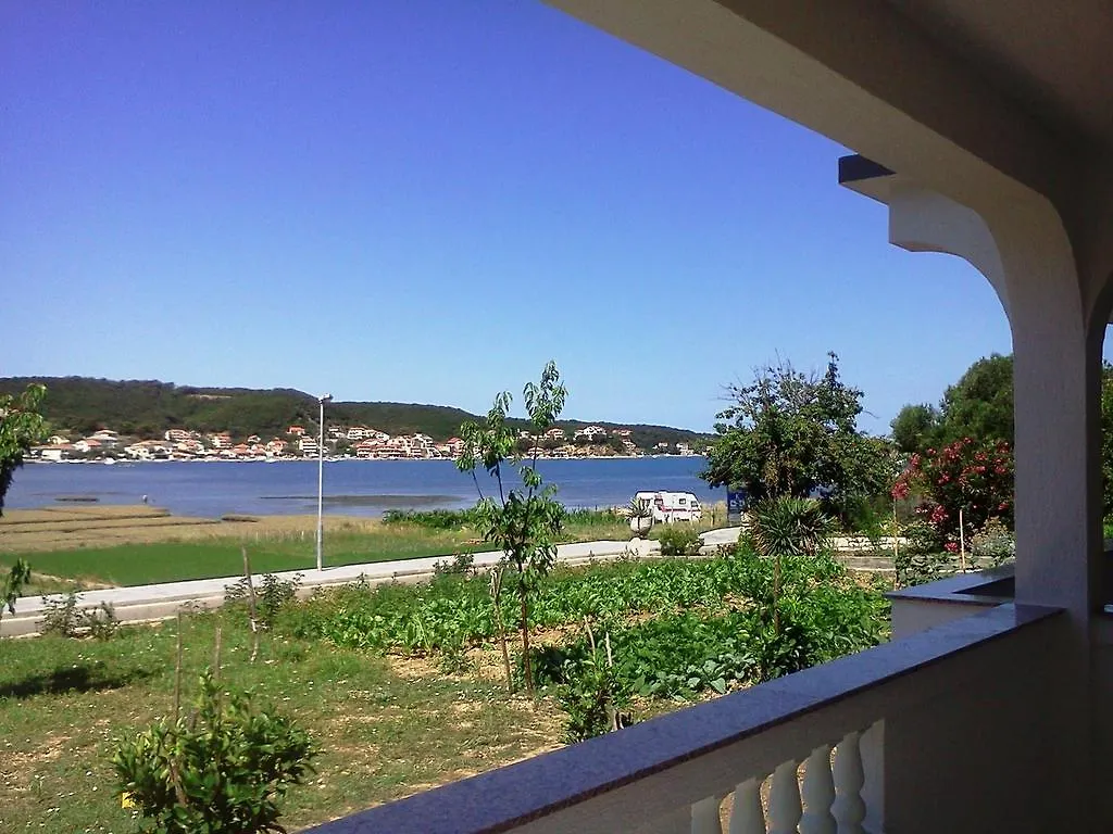 Rooms Viskic Rab Town Konukevi