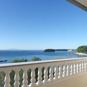 Panzió Maestral Rab